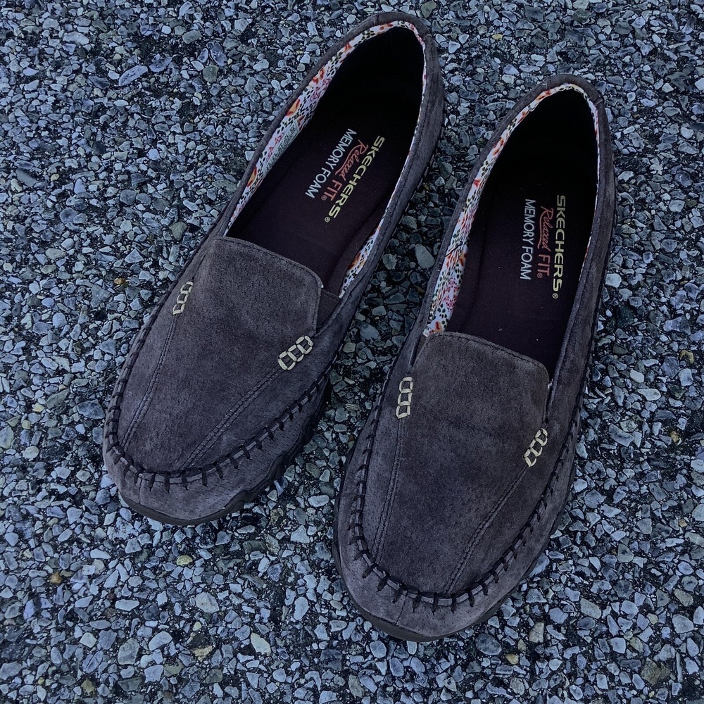 Skechers Womens Shoes Size 8.5 Brown Suede Slip On Relaxed Fit Walking Sneakers - Picture 3 of 8